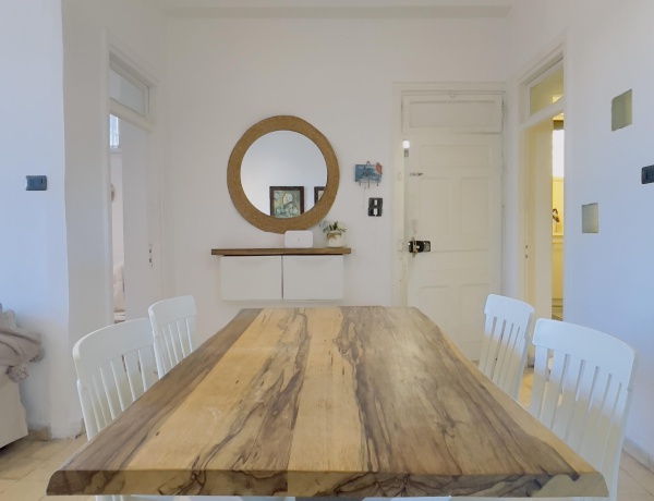 Furnished apartment in Jabal Amman – 1st Circle