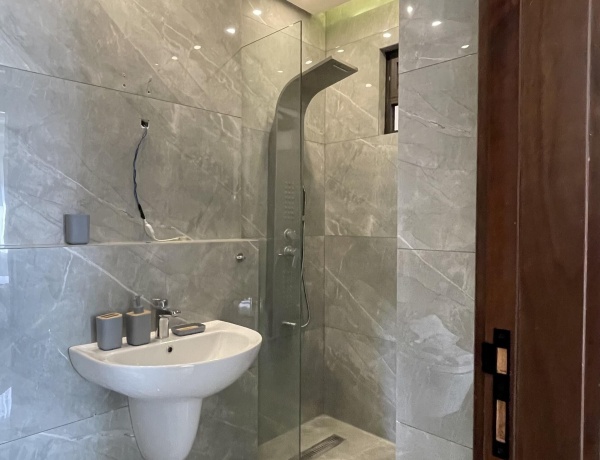 Beautiful Apartment for Rent in the Heart of Sweifieh!