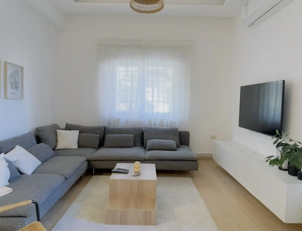 Charming Garden Apartment in the Heart of Jabal Al-Weibdeh