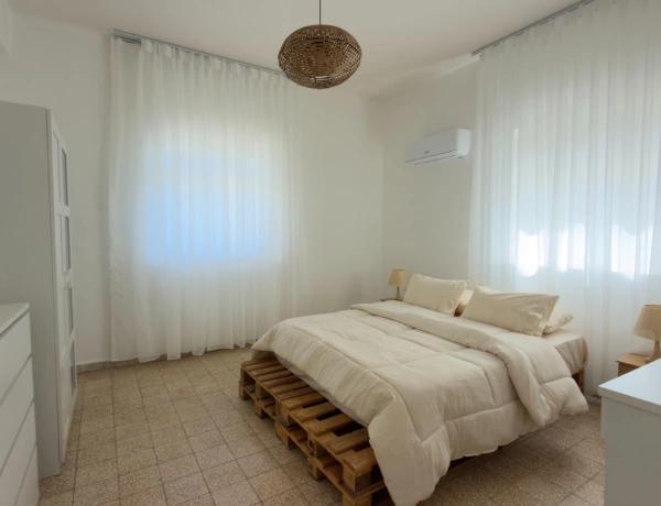 Spacious 2-Bedroom Apartment for Rent in Jabal Al-Weibdeh, Amman