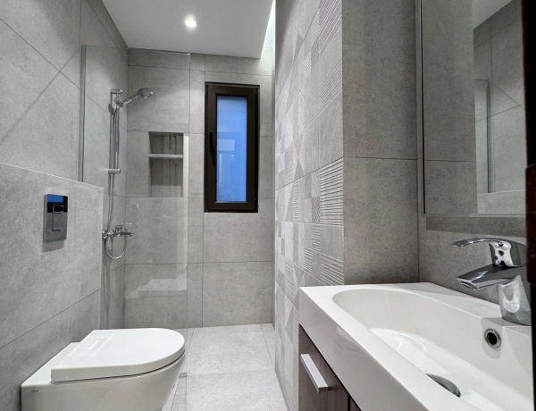 Fully Furnished 3-Bedroom Ground Floor Apartment for Rent in 4th Circle, Jabal Amman