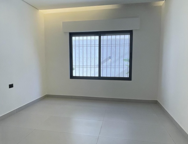 Modern 2-Bedroom Apartment with Spacious Terrace – Abdoun, Amman