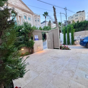 Fully Furnished 3-Bedroom Ground Floor Apartment for Rent in 4th Circle, Jabal Amman